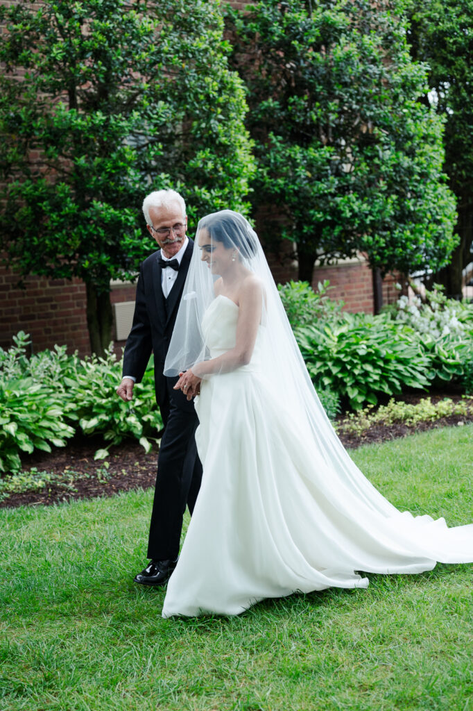 Father walking bride down the aisle in Richmond VA